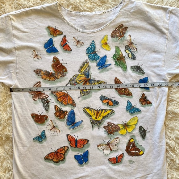 Vintage Oversized Butterfly T- Shirt - Picture 15 of 16